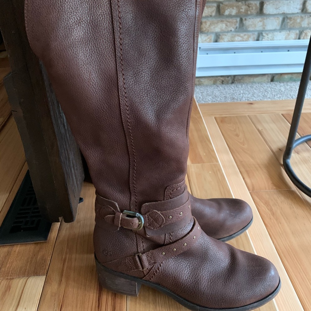 Ugh leather boots